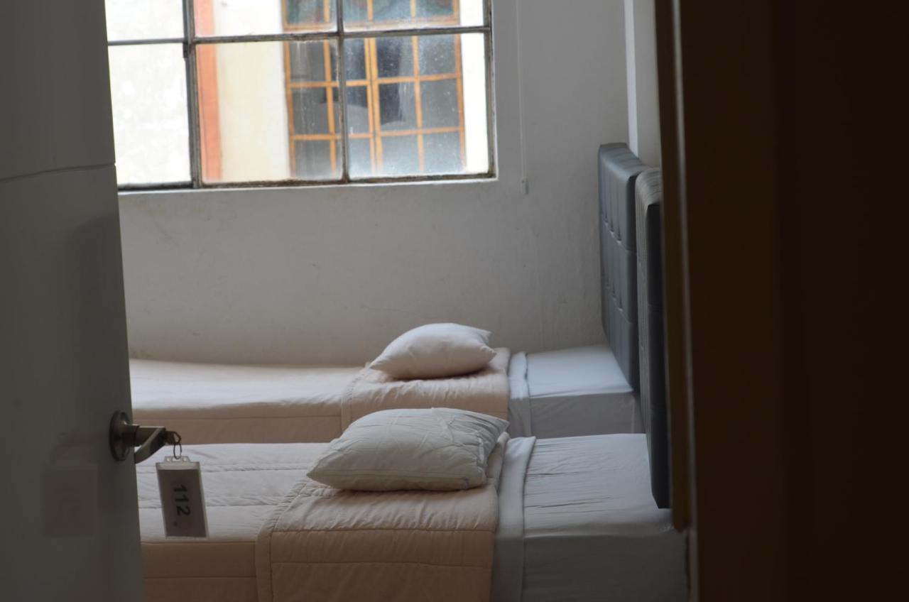 Hostal Siberia Cuenca Esterno foto